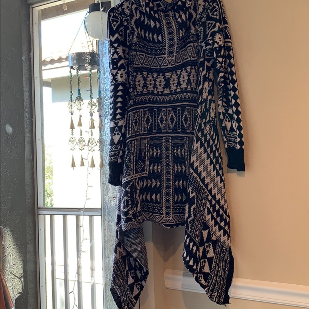 Cardigan - Picture 3 of 3